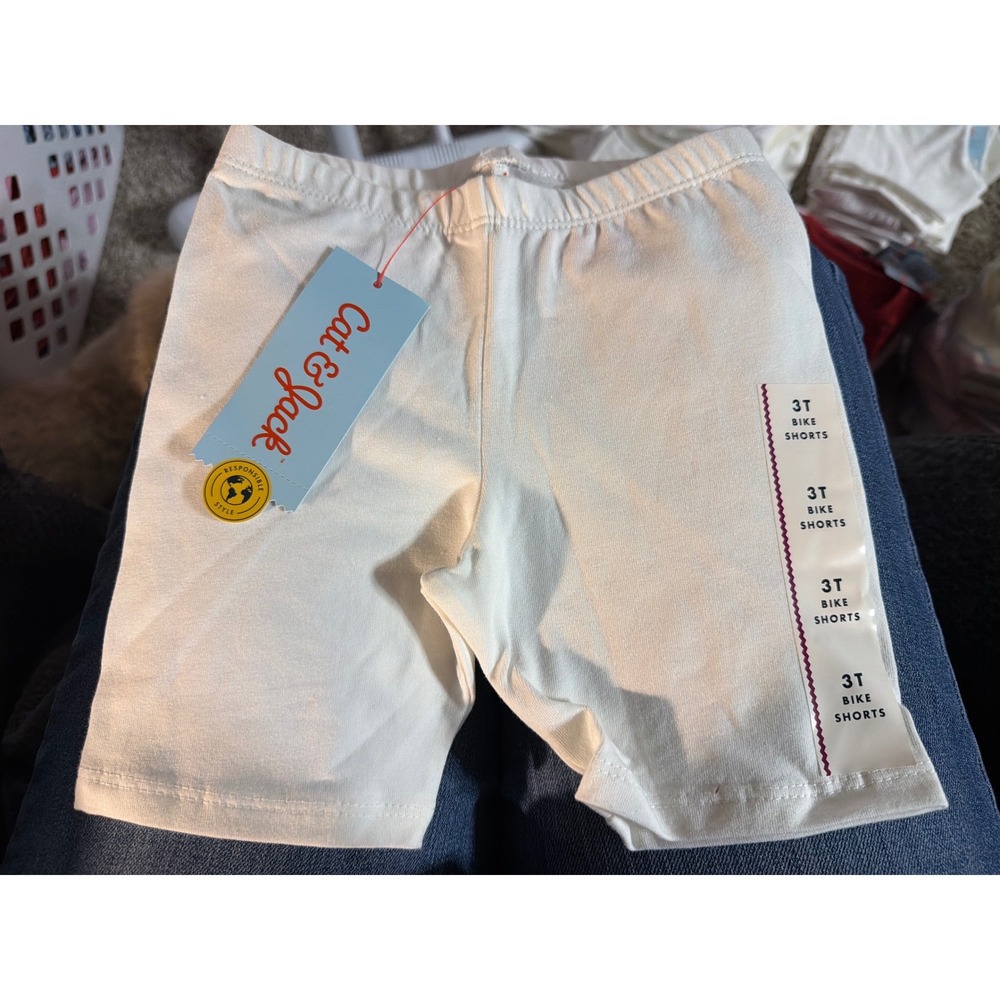 Cat & Jack Toddler Girls White Bike Shorts Size 3T NWT Solid Cotton Stretch